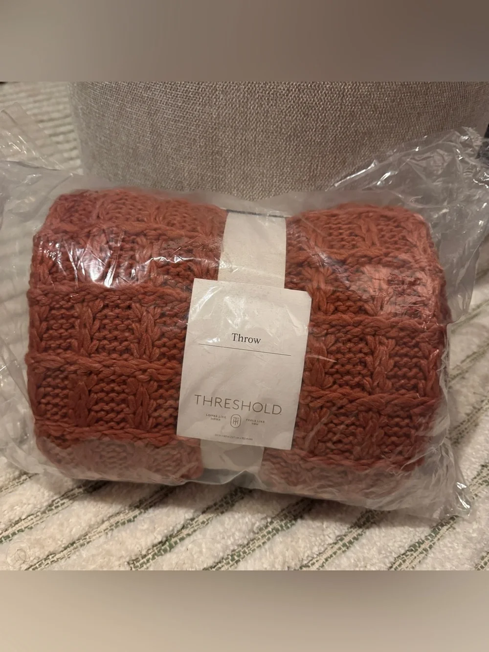Brand: Threshold (Target)Condition: Brand New with Tags (NWT).